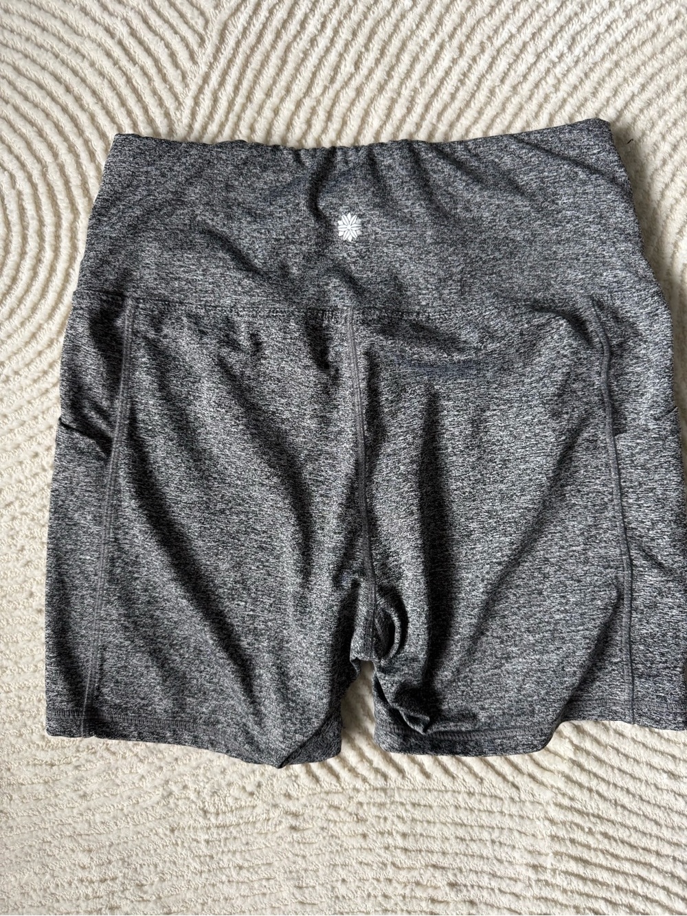 Ebs & Flow Heather Gray Athletic Shorts | Size Medium | Pockets - Picture 2 of 3